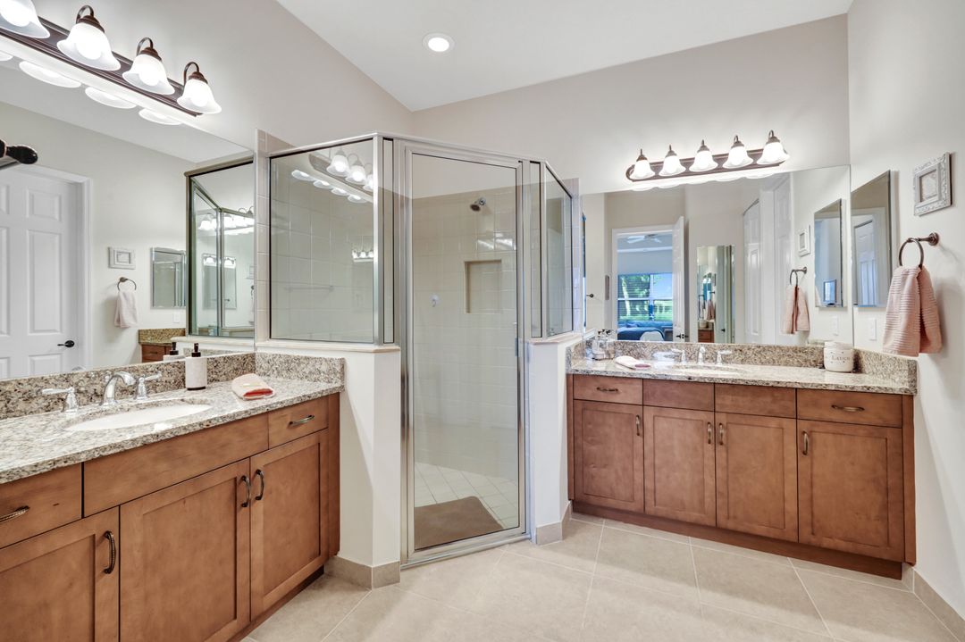 13466 Sumter Ln, Naples, FL 34109