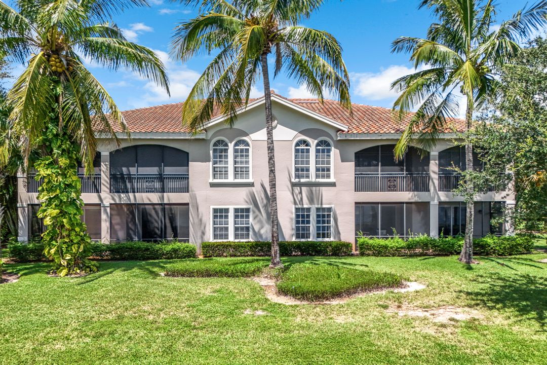 3164 Serena Ln #101, Naples, FL 34114