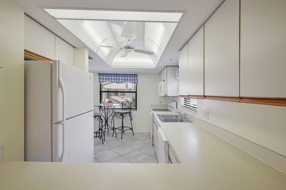 10151 Maddox Ln #201, Bonita Springs, FL 34135