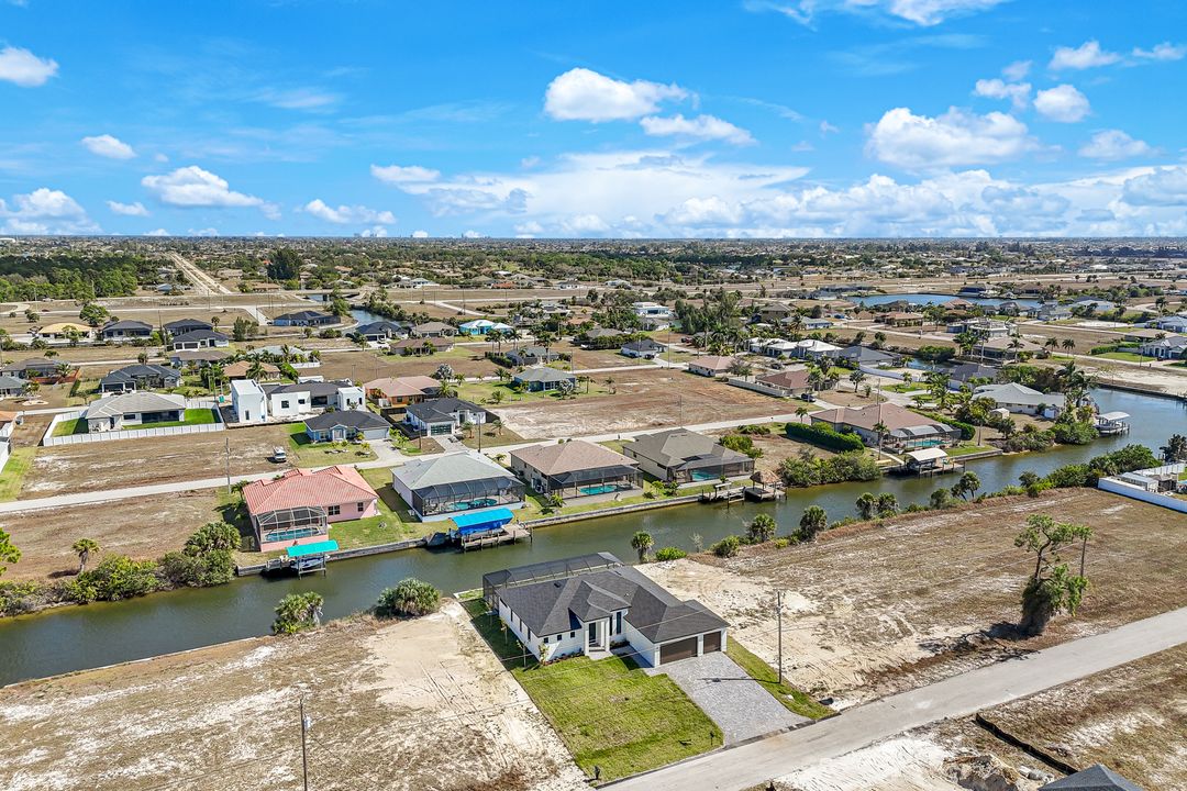 1925 NW 34th Pl, Cape Coral, FL 33993