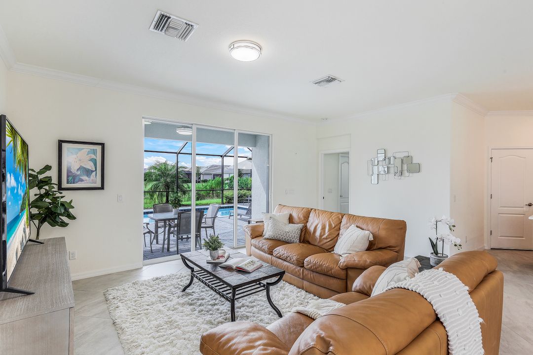 2214 Cara Cara Way, Naples, FL 34120