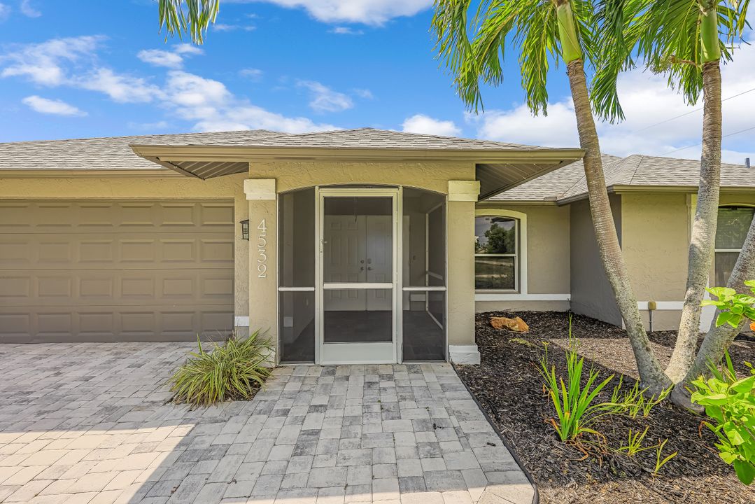 4532 SW 15th Ave, Cape Coral, FL 33914