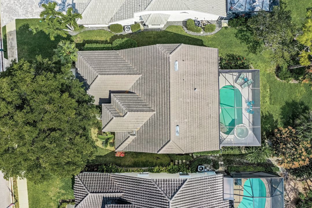 24977 Bay Cedar Dr, Bonita Springs, FL 34134