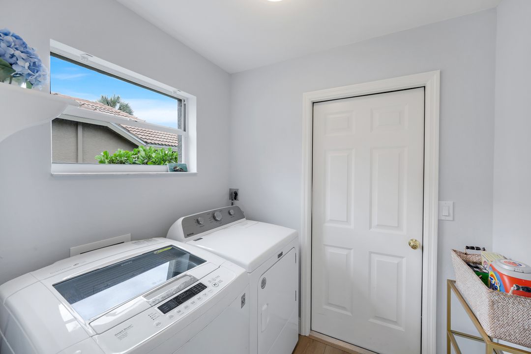 25061 Bay Cedar Dr, Bonita Springs, FL 34134