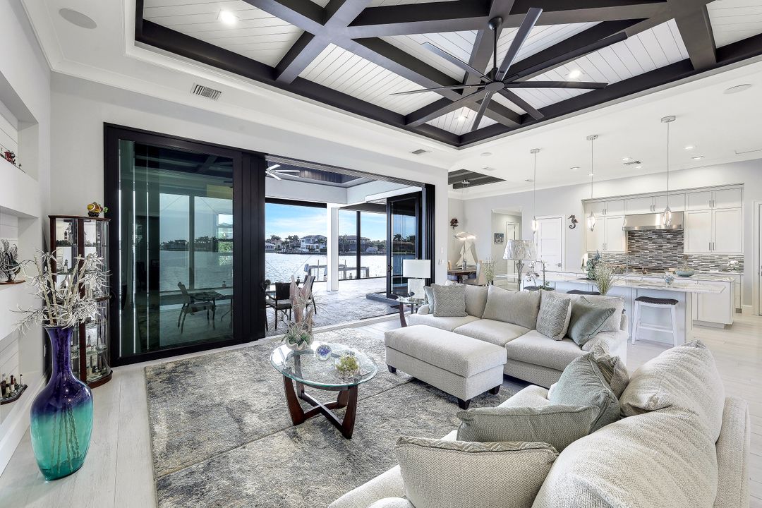 1275 Winterberry Dr, Marco Island, FL 34145