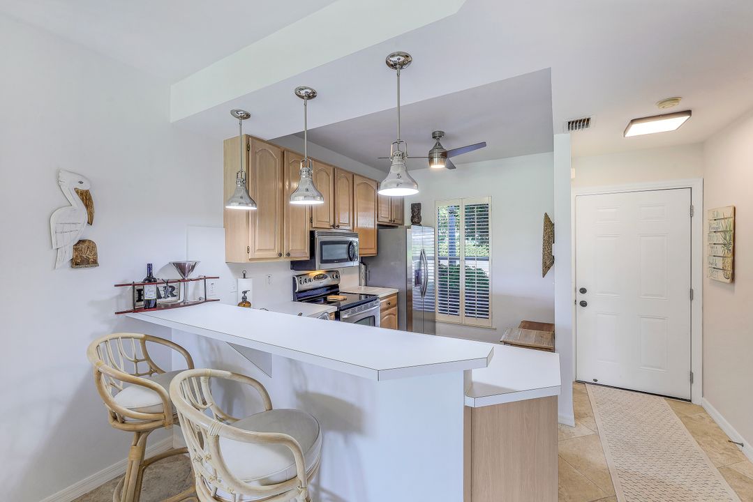 8200 Twelve Oaks Cir #412, Naples, FL 34113