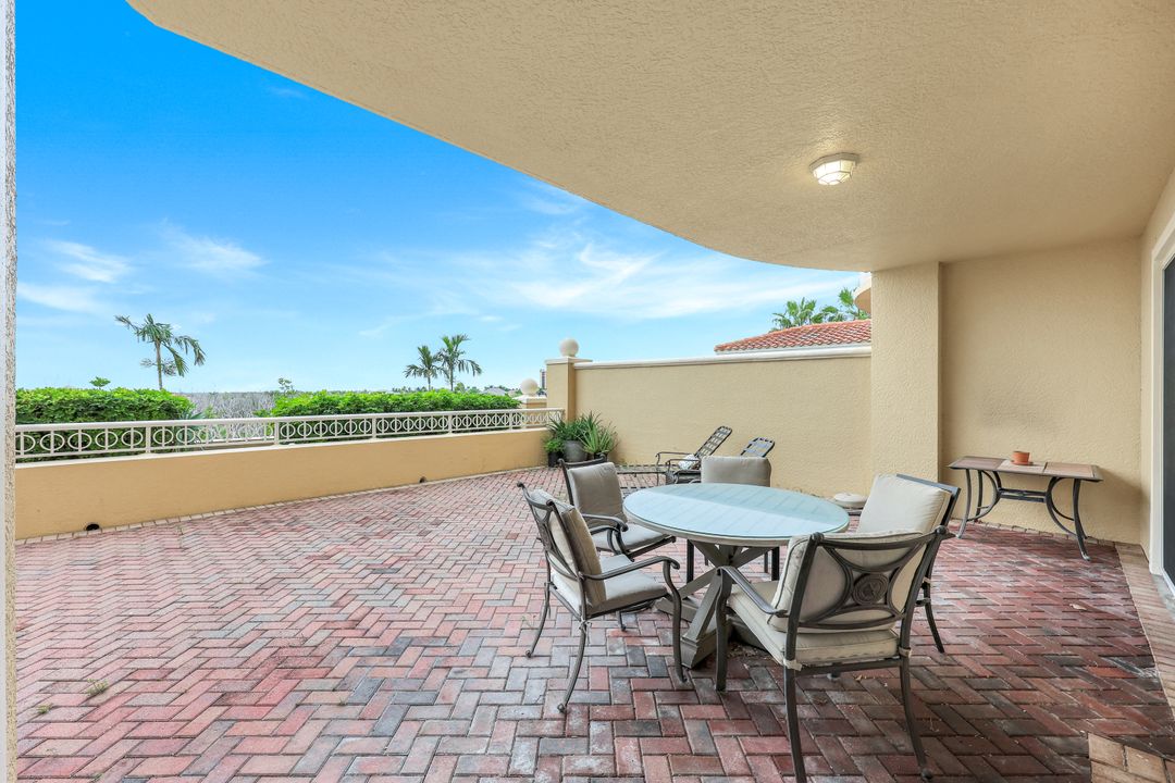 6081 Silver King Blvd #103, Cape Coral, FL 33914
