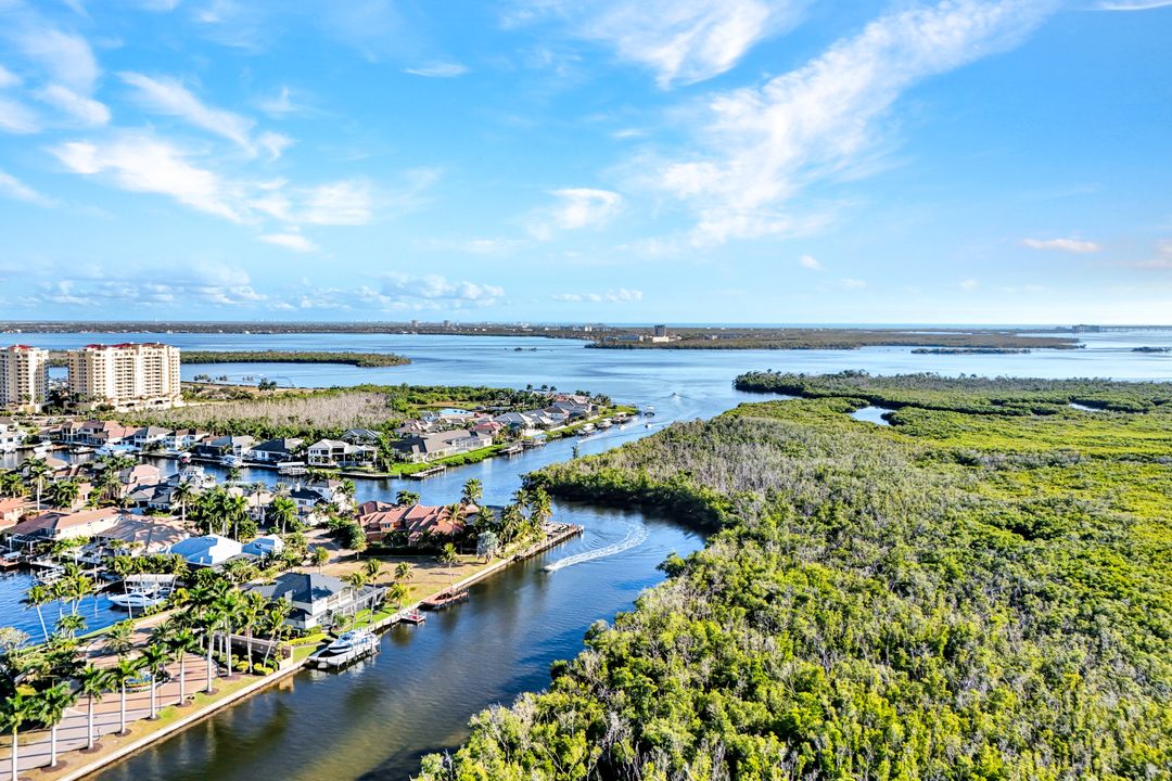 5781 Cape Harbour Dr #505, Cape Coral, FL 33914