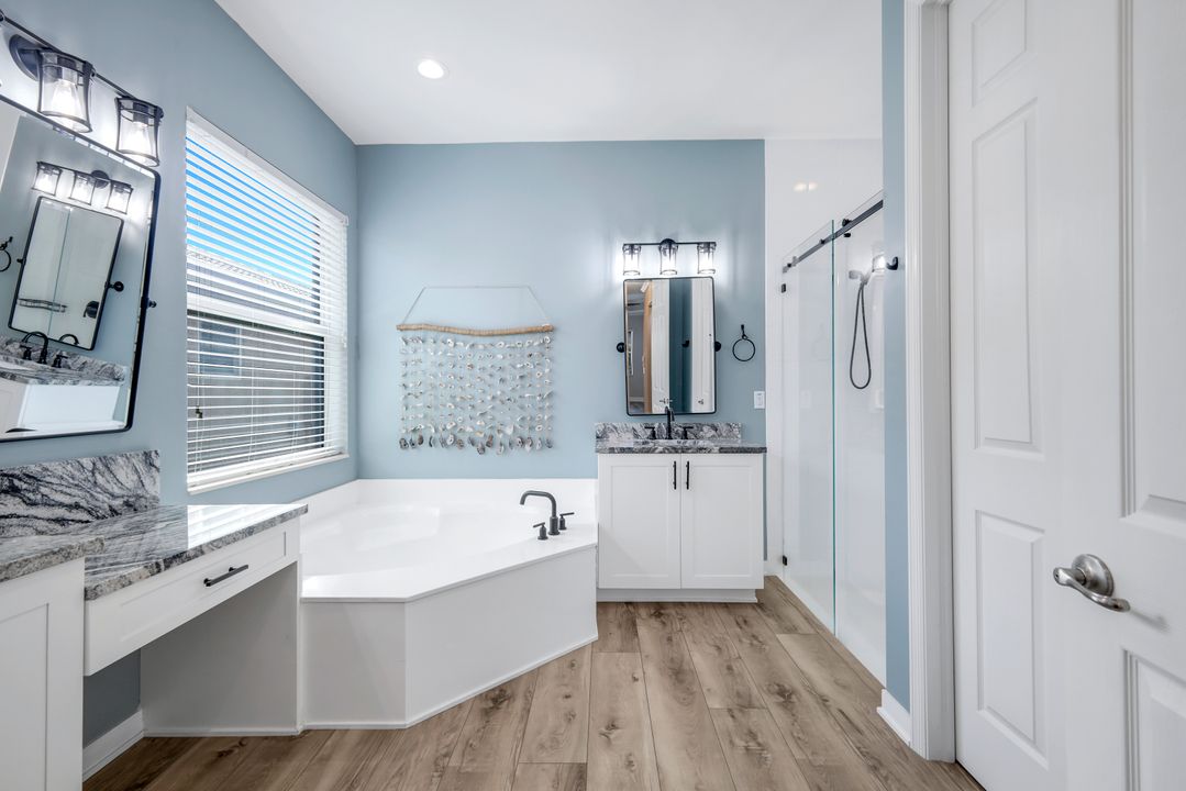 6619 Marbella Dr, Naples, FL 34105