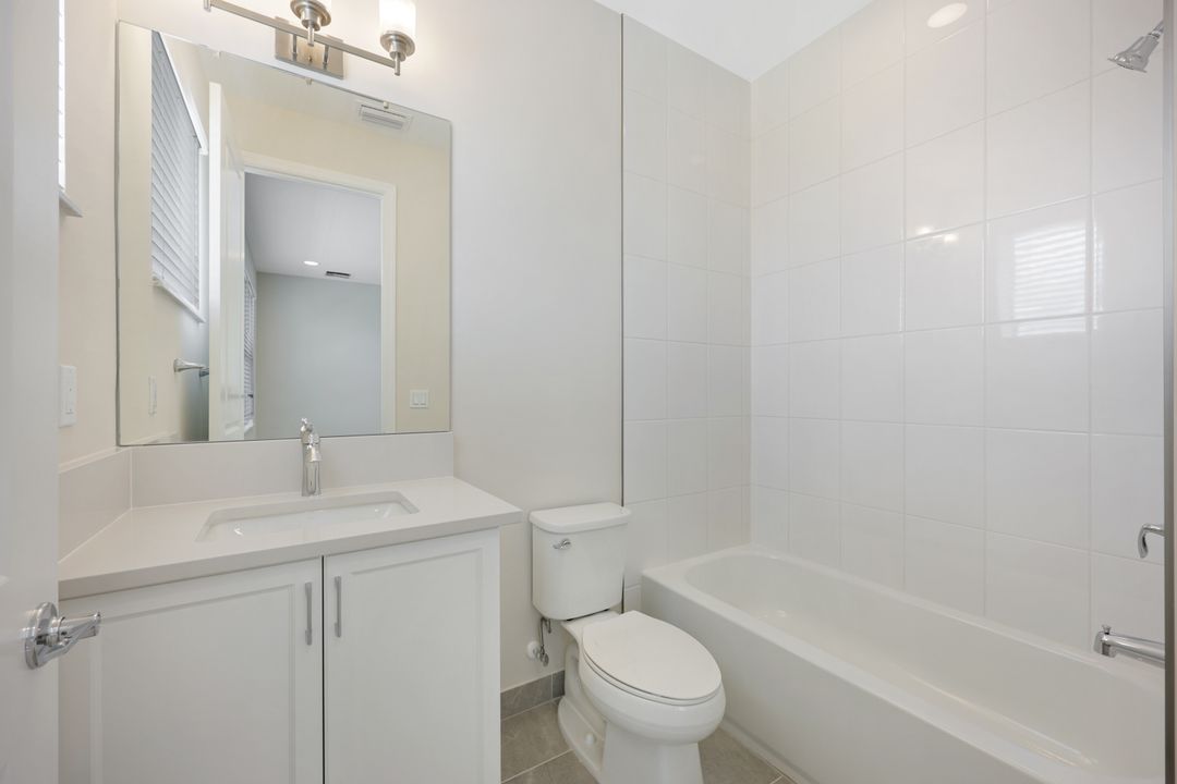 12648 Caballo Ct, Estero, FL 33928