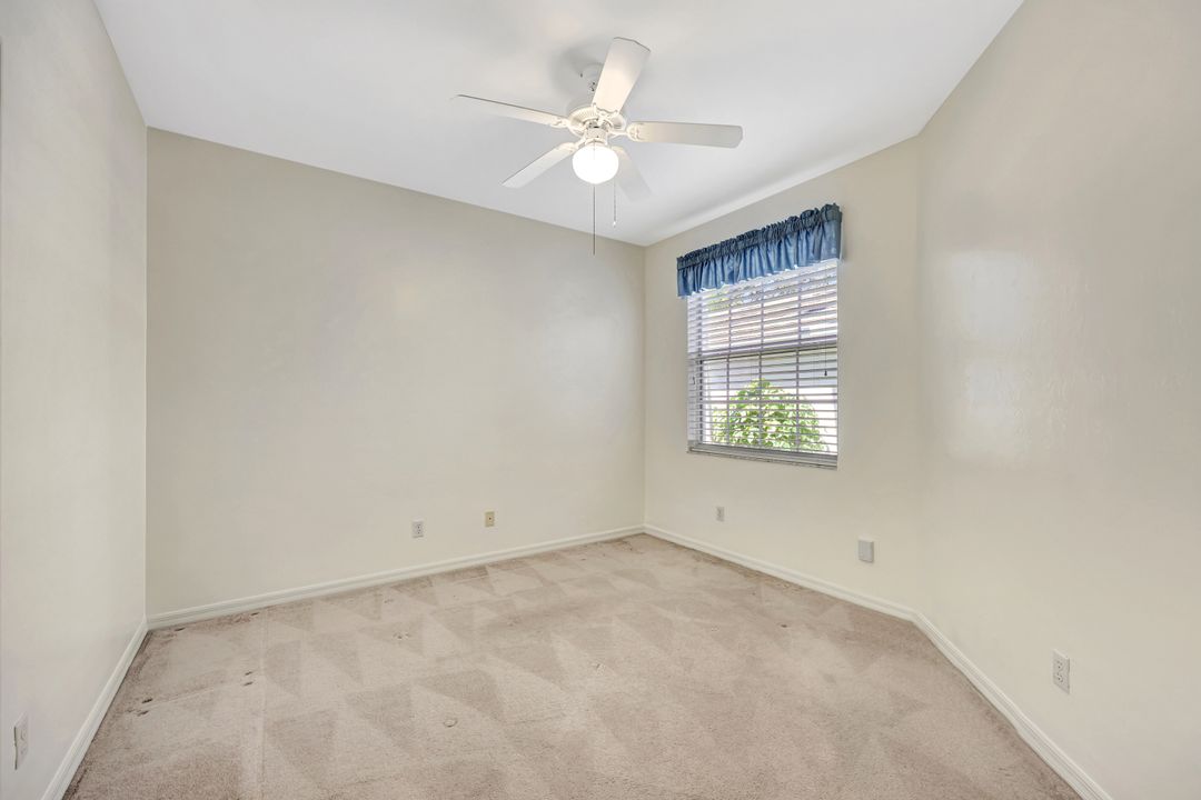 5080 Yacht Harbor Cir #103, Naples, FL 34112