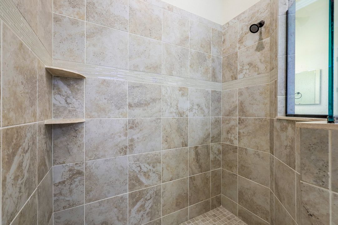 28761 Cavan Ct, Bonita Springs, FL 34135