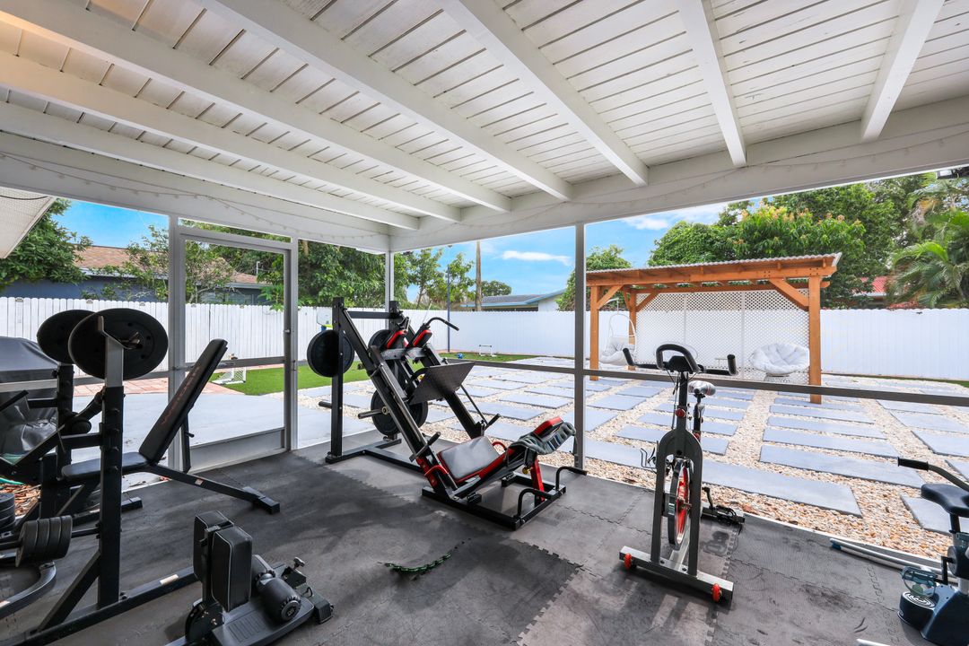 4830 Cortez Cir, Naples, FL 34112
