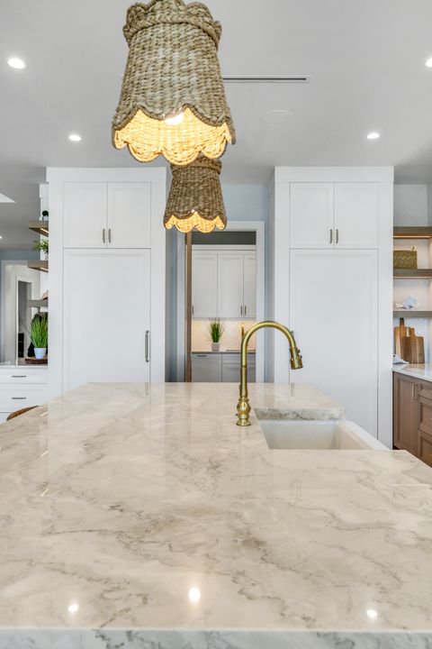 310 Seabreeze Dr, Marco Island, FL 34145