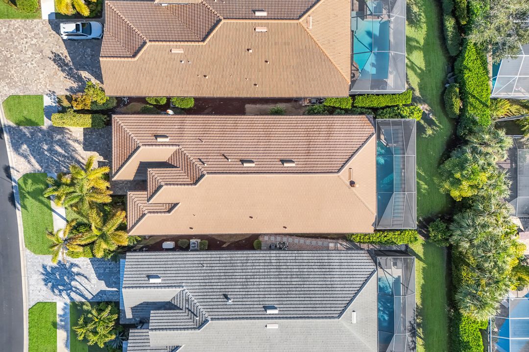 10126 Palazzo Dr, Naples, FL 34119