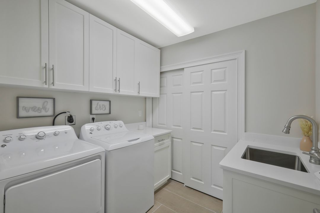 5596 Avenida Pescadora, Fort Myers Beach, FL 33931