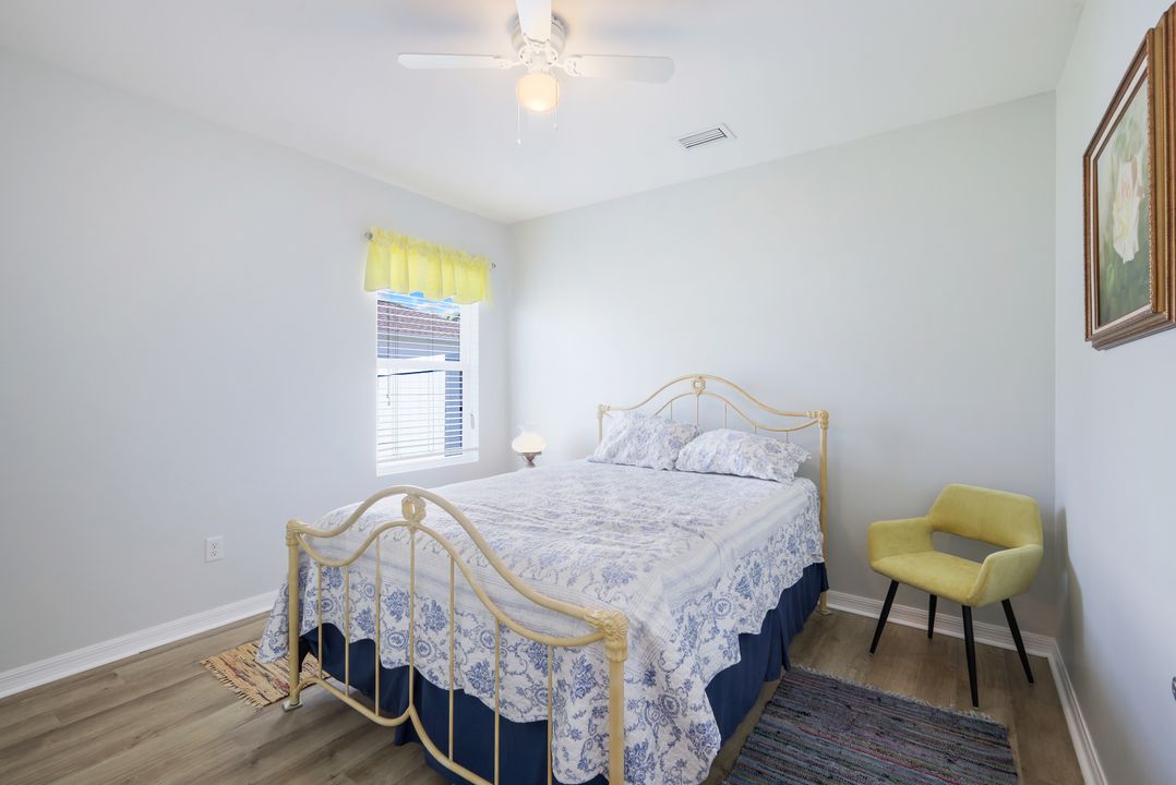 2933 SW 7th Pl, Cape Coral, FL 33914