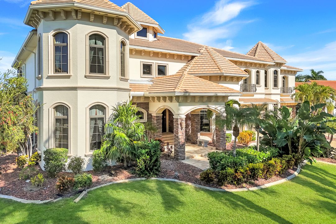 1433 SW 57th Terrace, Cape Coral, FL 33914