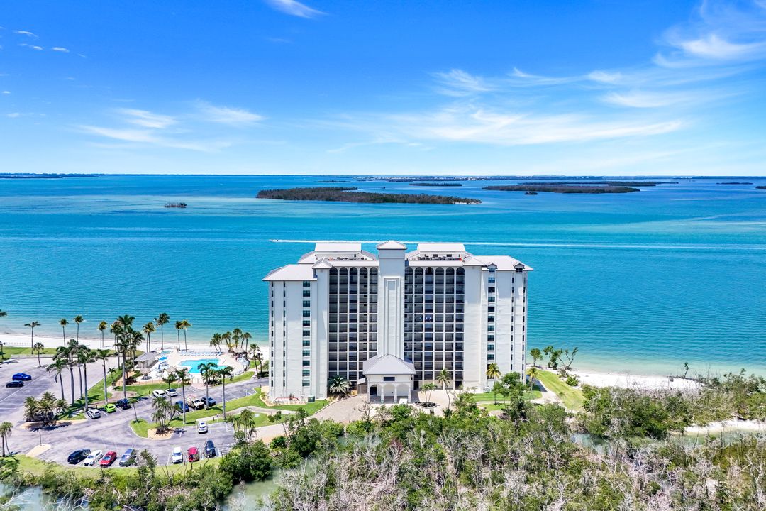 17080 Harbour Pointe Dr #12B, Fort Myers, FL 33908