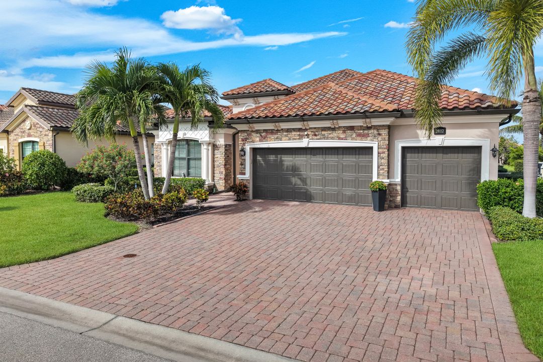 28112 Kerry Ct, Bonita Springs, FL 34135