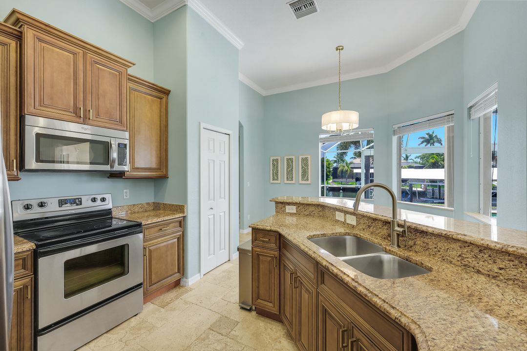 5321 SW 23rd Ave, Cape Coral, FL 33914