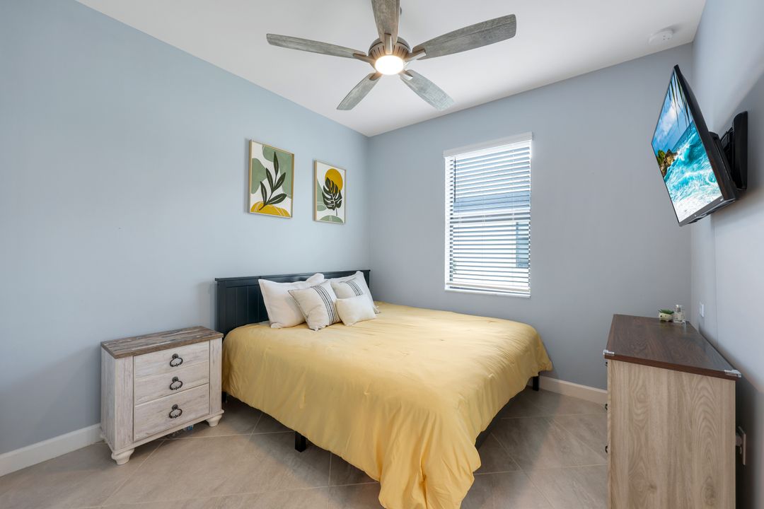 13824 Pine Lodge Ln, Fort Myers, FL 33913