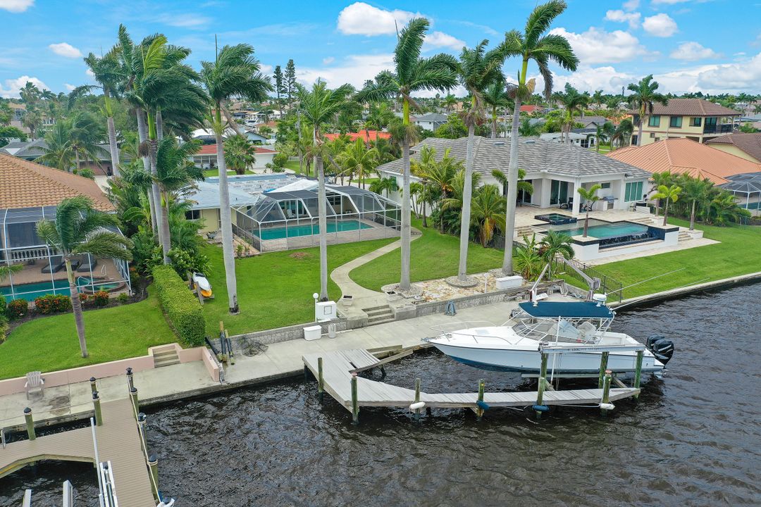 4611 SE 20th Pl, Cape Coral, FL 33904