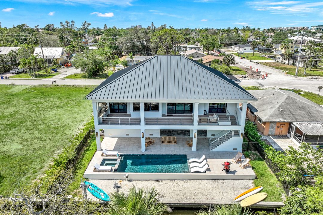 4470 Tarpon Ave, Bonita Springs, FL 34134