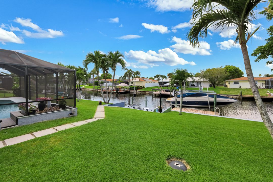 2107 SE 25th Terrace, Cape Coral, FL 33904