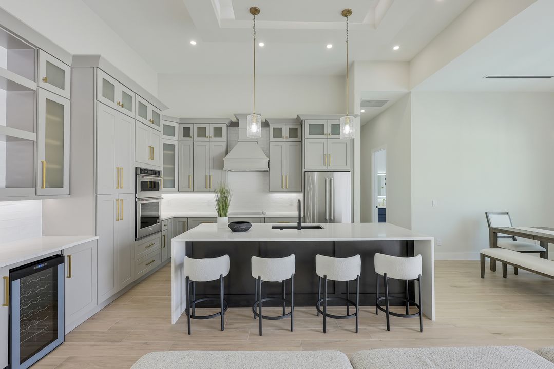 5240 SW 19th Pl, Cape Coral, FL 33914