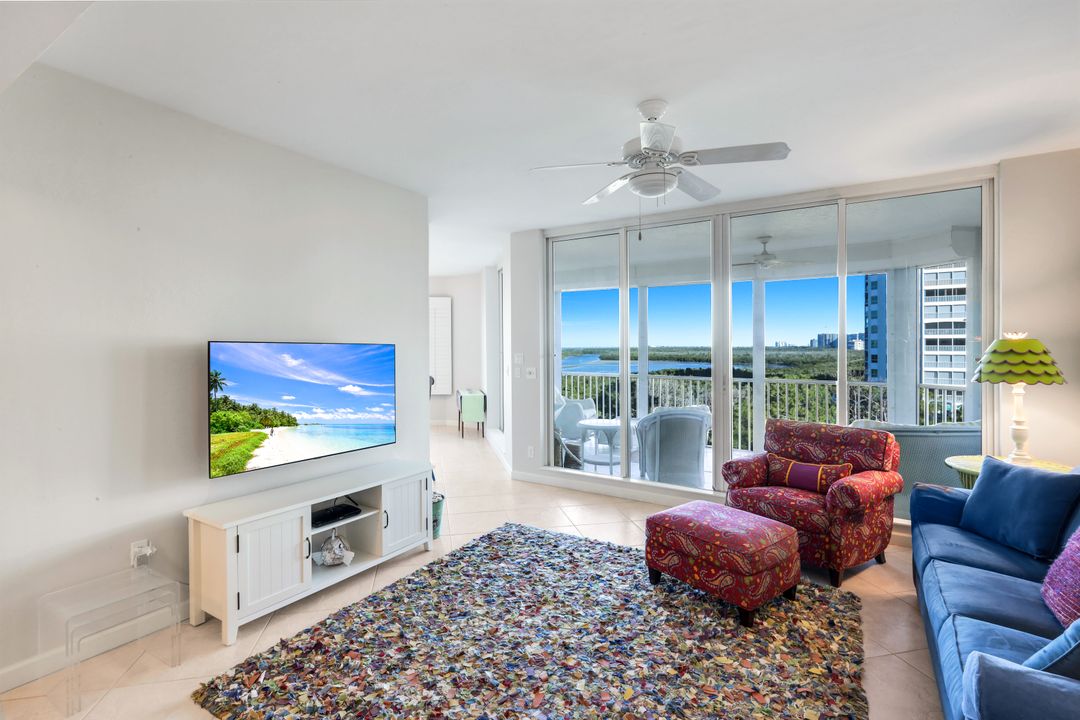 325 Dunes Blvd #605, Naples, FL 34110