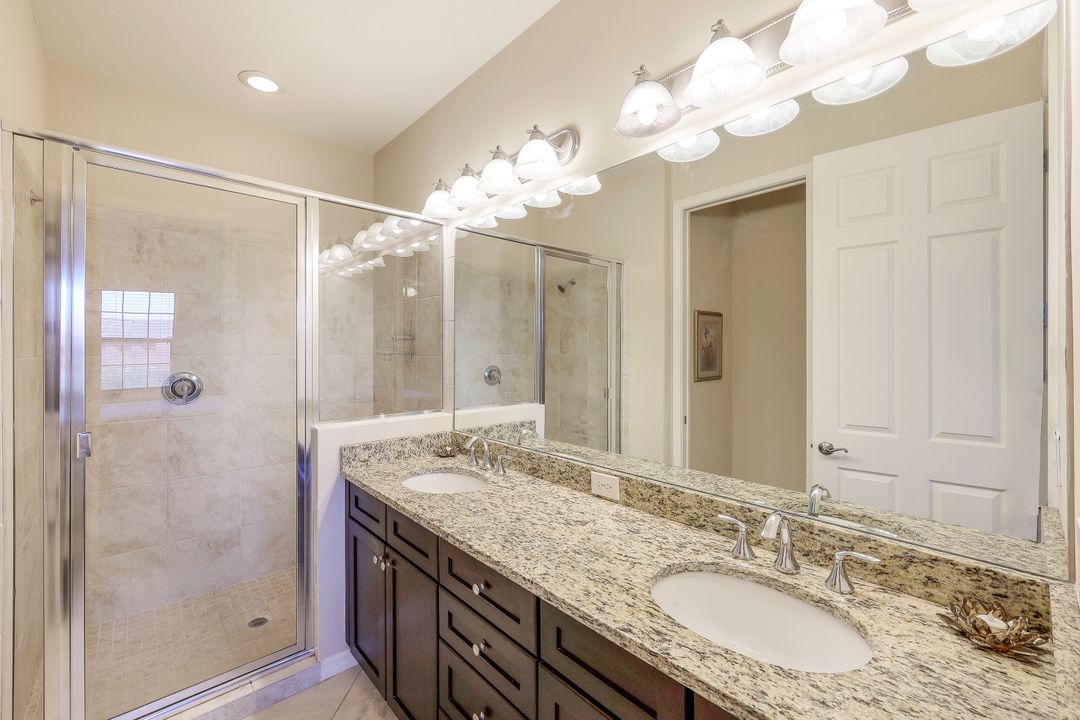 9071 Albion Ln N #5709, Naples, FL 34113