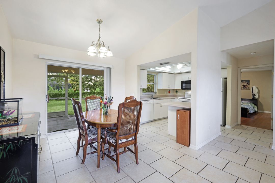 1332 SW 1st Ave, Cape Coral, FL 33991