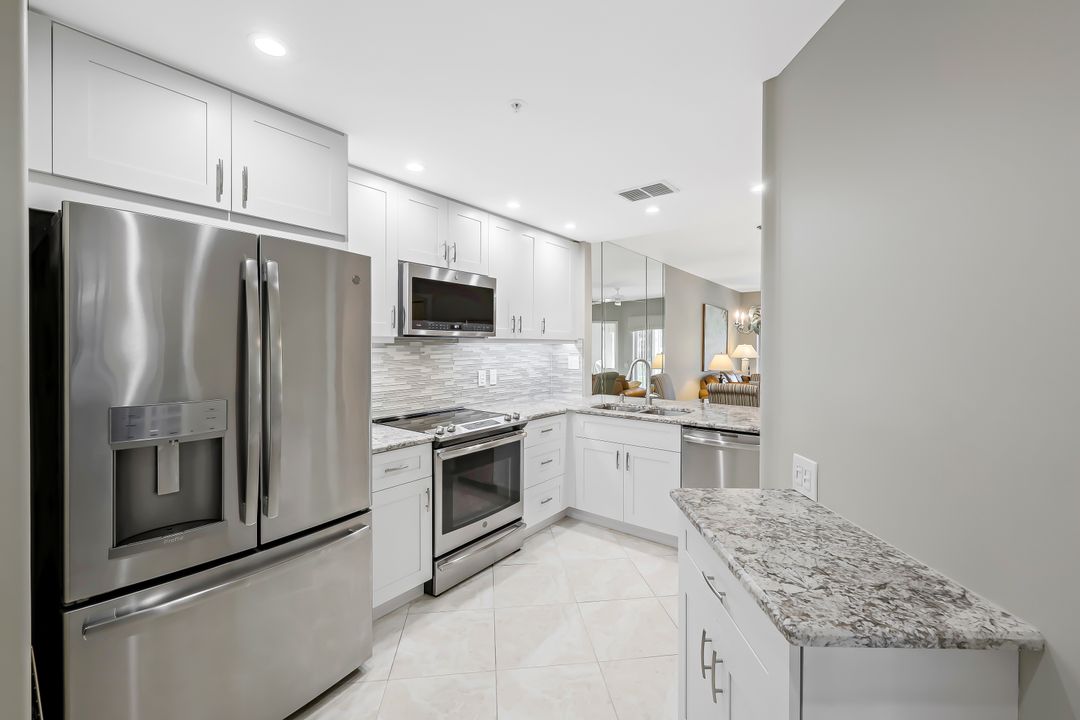 28080 Cavendish Ct #2004, Bonita Springs, FL 34135