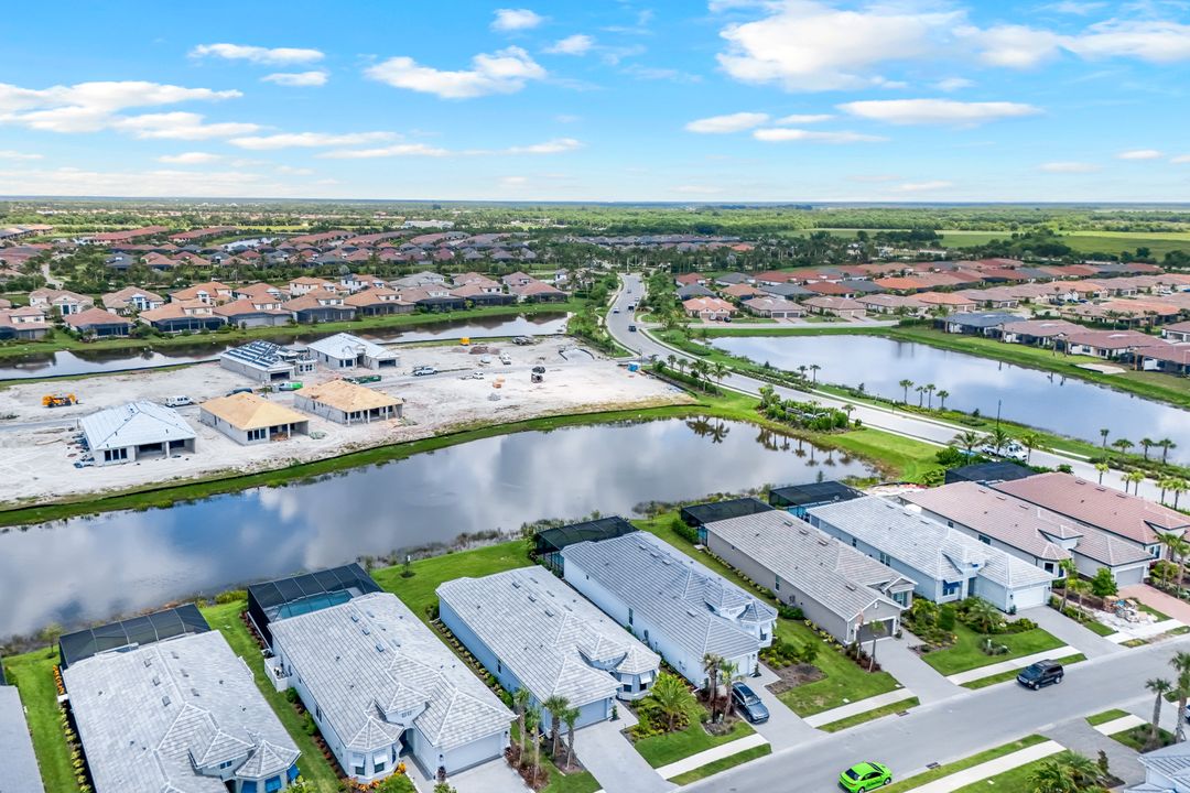 15653 Triesta Ln, Naples, FL 34114