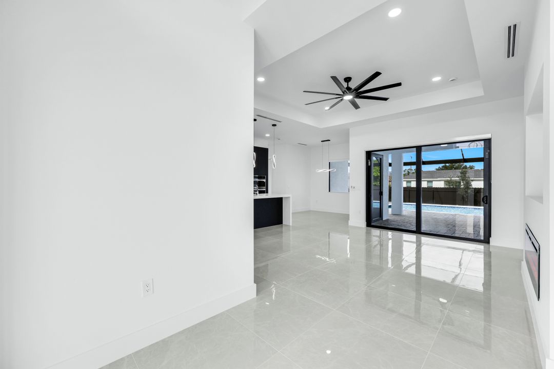 2122 NW 25th Pl, Cape Coral, FL 33993