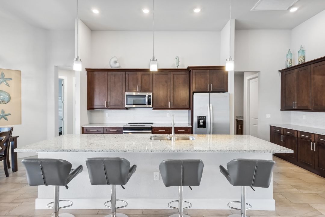 1833 SW 49th Terrace, Cape Coral, FL 33914