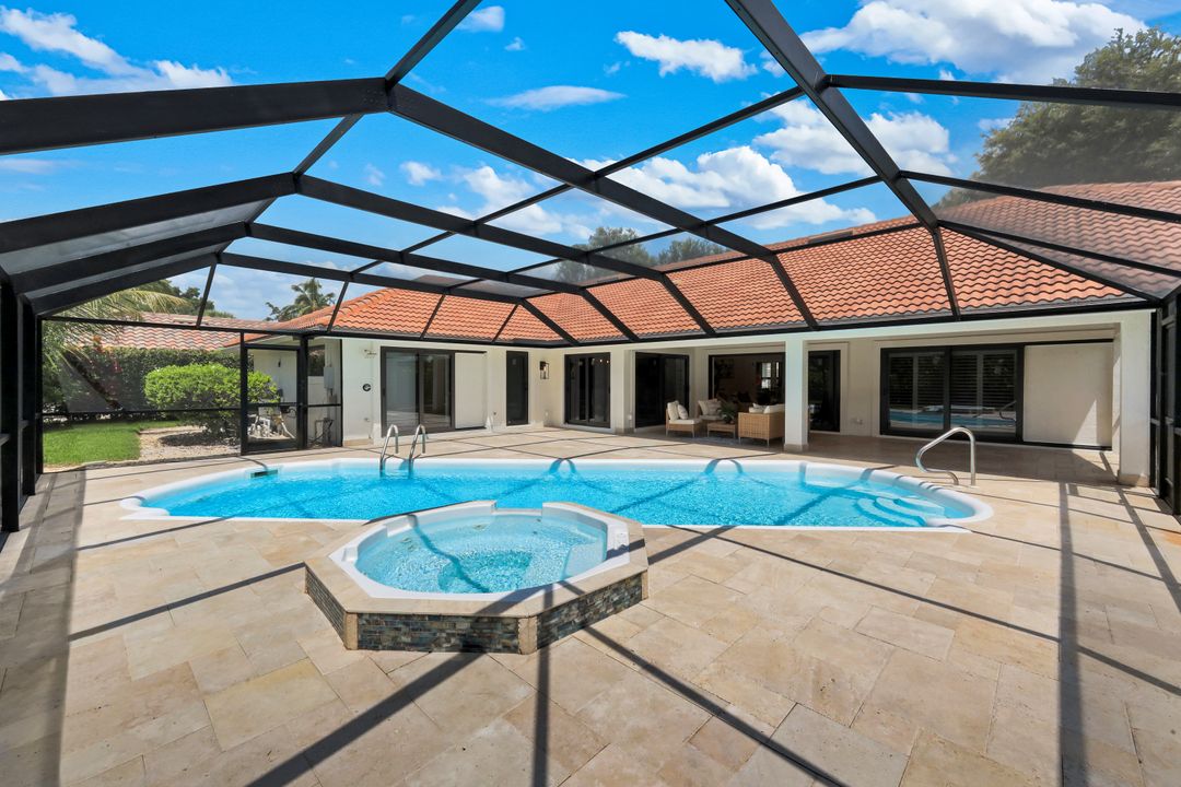 235 Silverado Dr, Naples, FL 34119