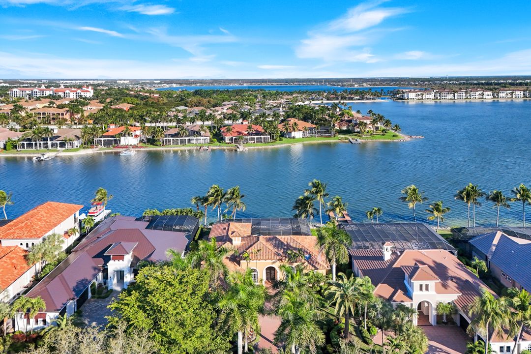 18571 Verona Lago Dr, Miromar Lakes, FL 33913