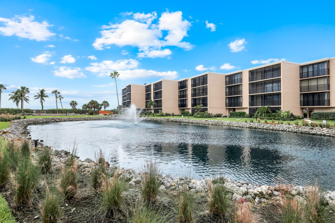1401 Middle Gulf Dr #T 401, Sanibel, FL 33957