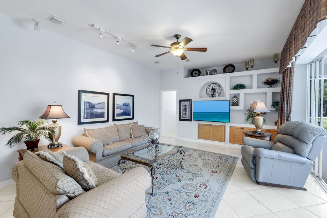 9550 Cedar Creek Dr, Bonita Springs, FL 34135