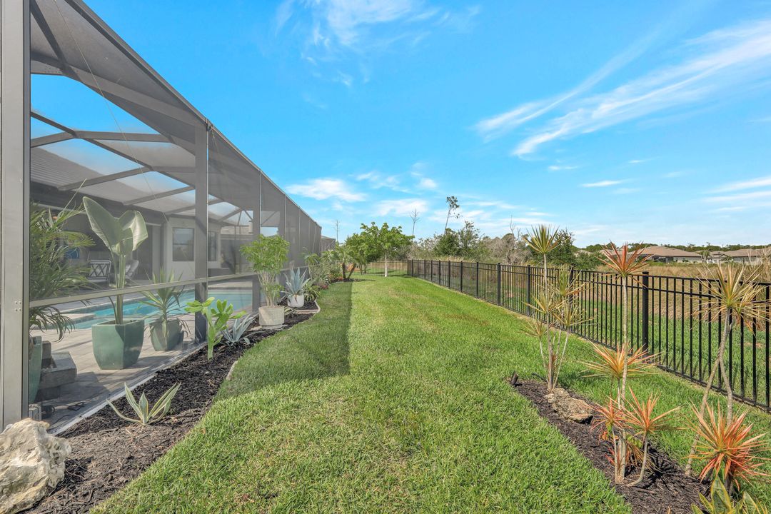 11693 Canopy Loop, Fort Myers, FL 33913