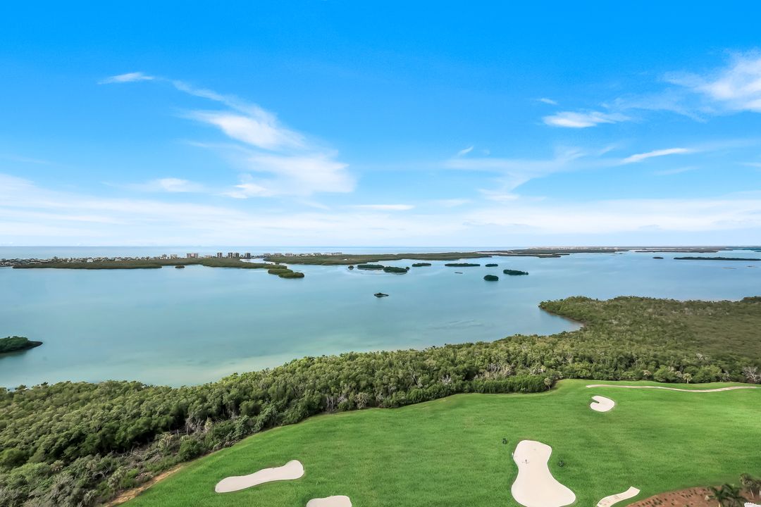 4951 Bonita Bay Blvd #PH302, Bonita Springs, FL 34134