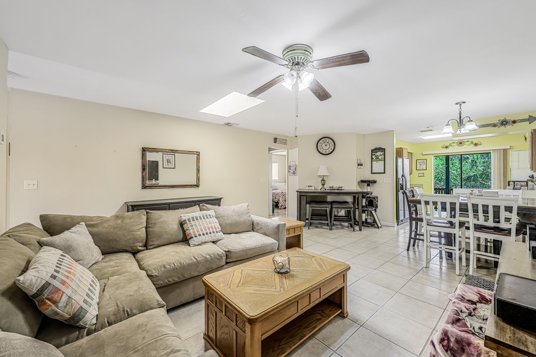 1507 SE 24th Ave, Cape Coral, FL 33990