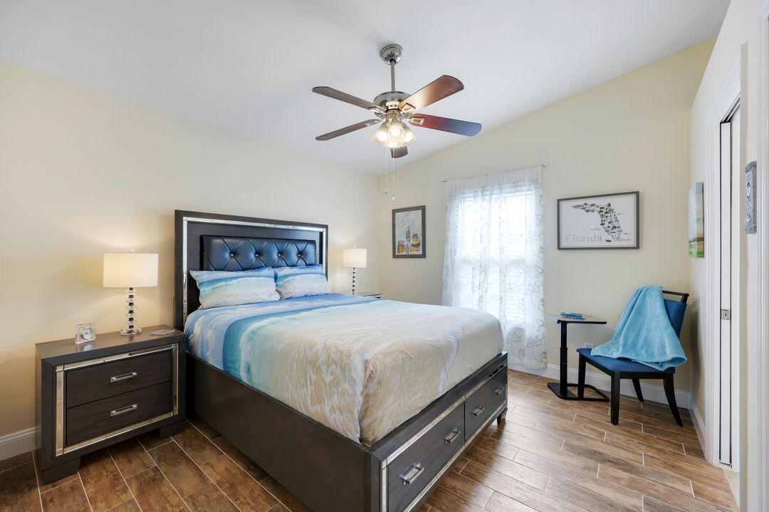 2266 Stacil Cir, Naples, FL 34109
