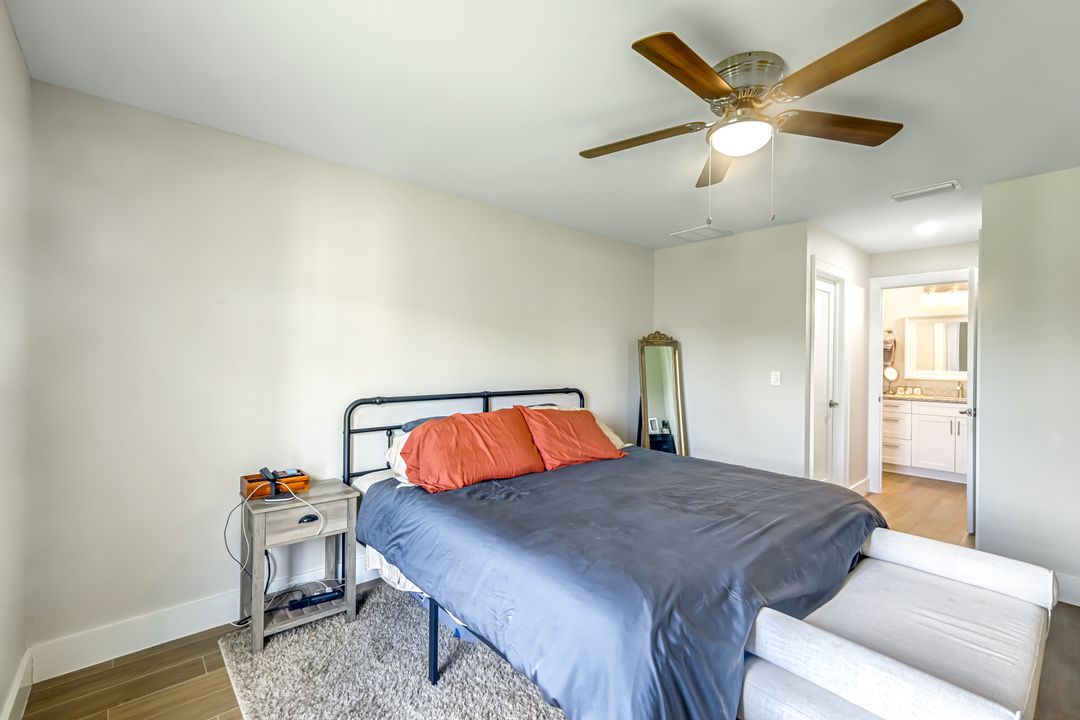 2806 22nd St W, Lehigh Acres, FL 33971