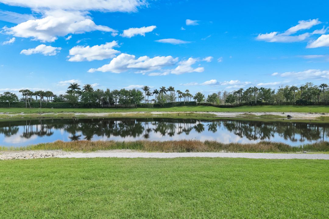 4056 Nova Ln, Naples, FL 34119