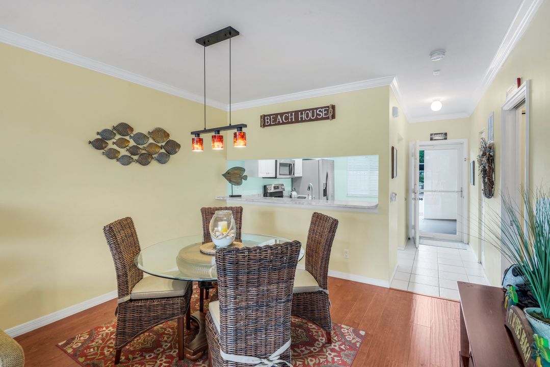 14901 Park Lake Dr #106, Fort Myers, FL 33919
