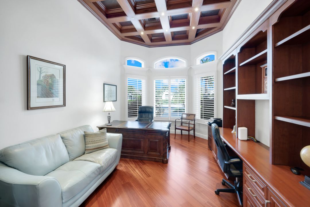 15295 Pembroke Point, Naples, FL 34110