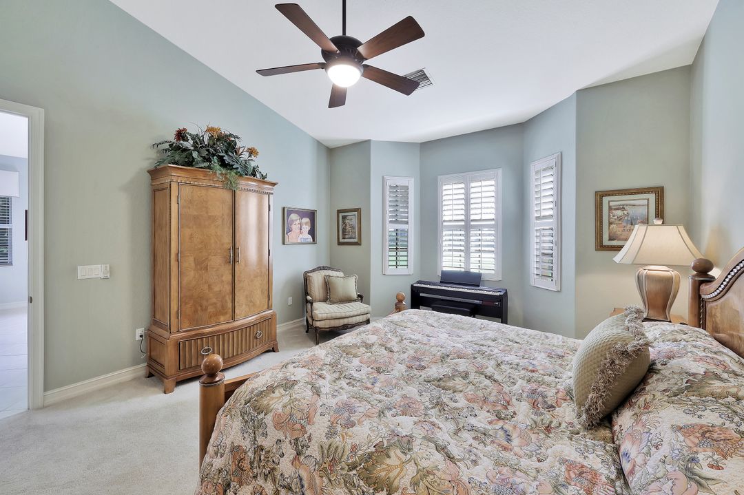 8641 Champions Point #1003, Naples, FL 34113